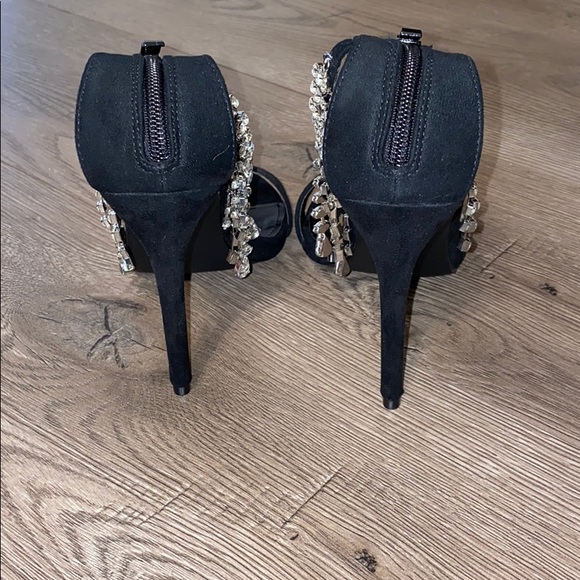 Black Heels with Dangling crystals on ankle Size 7 - Picture 7 of 7